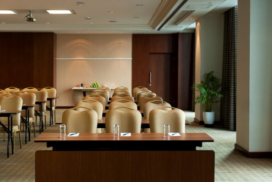 Sheraton-Ankara-Hotel-Convention-Center-Meeting-Room-Lilium-Classroom-HD